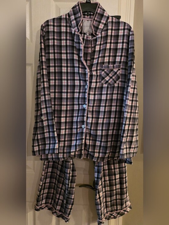 Victoria's Secret Other - Victoria's Secret Black White Pink Plaid Pajama Set Long Sleeve Button Pants XL